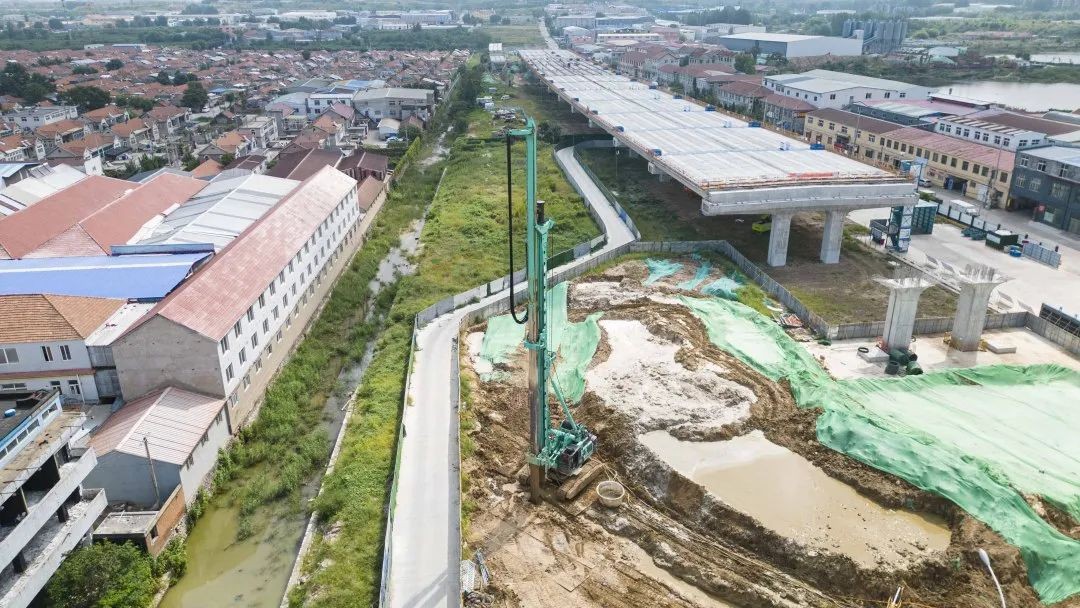 青岛建设新篇章：金泰CSM工法钻机独占鳌头 彰显卓越施工实力